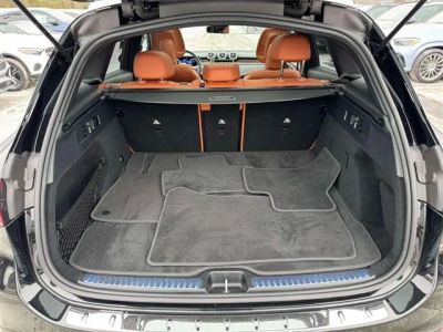 2025 Mercedes-Benz GLC - Photo 15