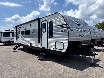 2026 Jayco Jay Flight SLX — front three-quarter view