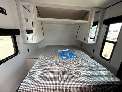 2026 Jayco Jay Flight SLX — photo 17 view