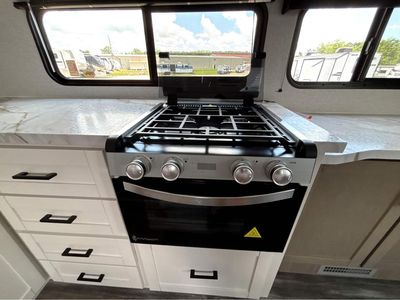 2026 Jayco Jay Flight SLX — photo 11 view