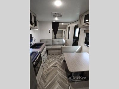 2025 CrossRoads RV Zinger Lite - Photo 4