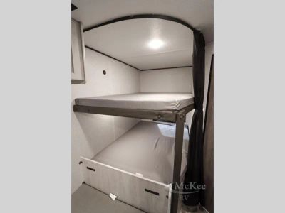 2025 CrossRoads RV Zinger Lite - Photo 23