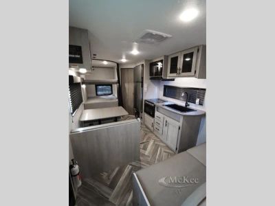 2025 CrossRoads RV Zinger Lite - Photo 3