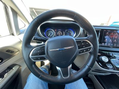 2020 Chrysler Pacifica — photo 19 view