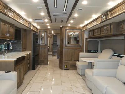 2026 Fleetwood Discovery LXE - Photo 5
