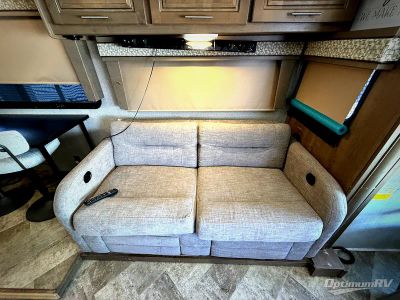 2018 Forest River Georgetown — photo 8 view