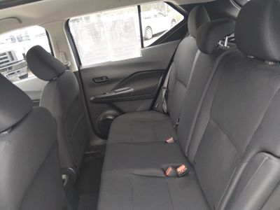 2023 Nissan Kicks - Photo 19