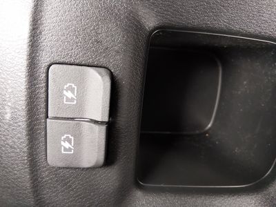 2023 Nissan Kicks - Photo 23