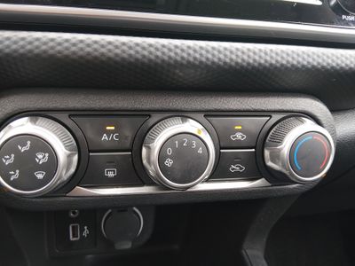 2023 Nissan Kicks - Photo 20