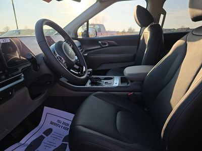 2026 Kia Carnival — photo 9 view