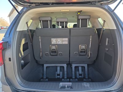 2026 Kia Carnival — photo 17 view