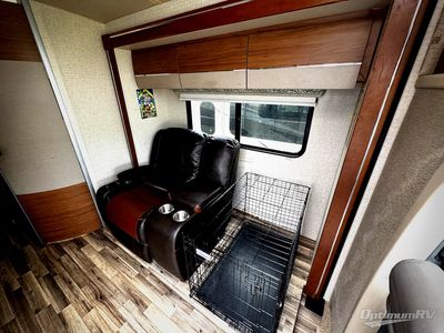 2017 Itasca Navion - Photo 8