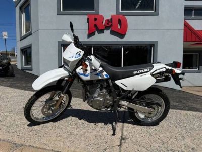 2026 Suzuki DR650S — front three-quarter view