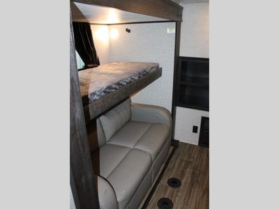 2023 Jayco North Point - Photo 10