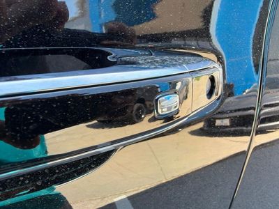 2026 Chevrolet Suburban - Photo 11