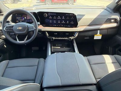 2026 Chevrolet Suburban - Photo 18