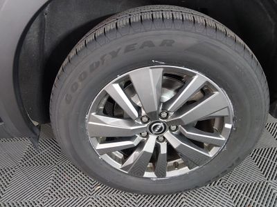 2025 Nissan Pathfinder - Photo 10