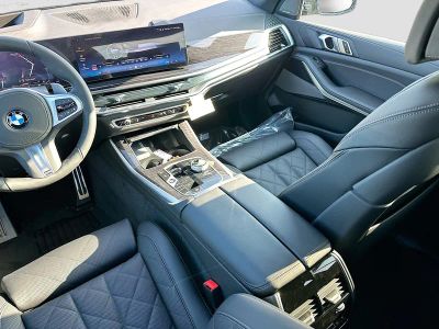 2026 BMW X5 — photo 18 view