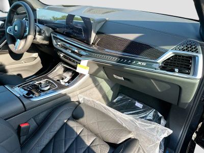 2026 BMW X5 — photo 24 view