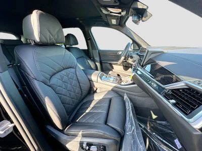 2026 BMW X5 — photo 23 view