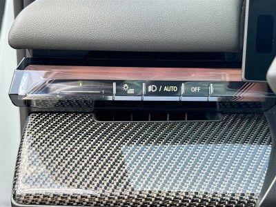 2026 BMW 5 Series — photo 36 view