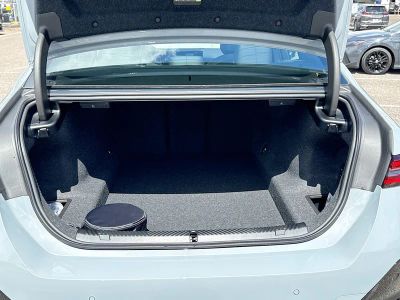2026 BMW 5 Series — photo 12 view