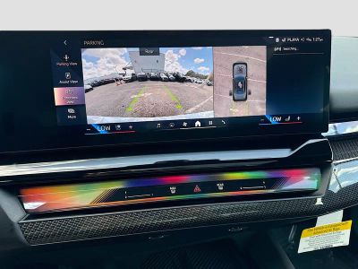 2026 BMW 5 Series — photo 34 view