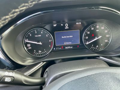 2023 Buick Envision — photo 10 view