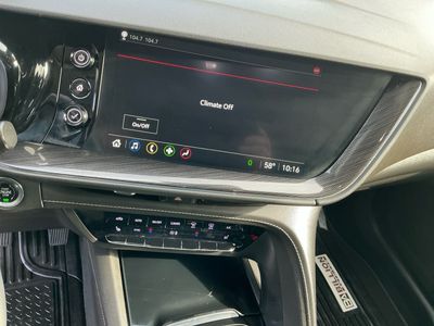 2023 Buick Envision — photo 11 view