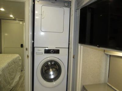 2023 Fleetwood DISCOVERY LXE - Photo 26