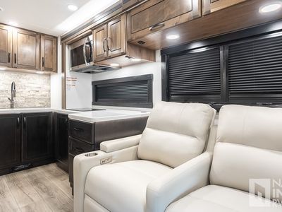 2026 Jayco Seneca Xt - Photo 10