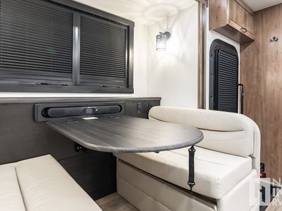 2026 Jayco Seneca Xt - Photo 9