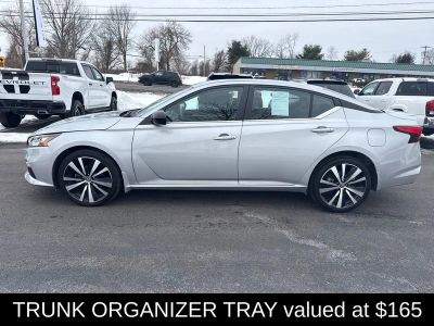 2022 Nissan Altima 2.5 SR - Photo 7