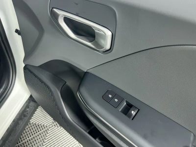 2026 Kia K4 — photo 30 view