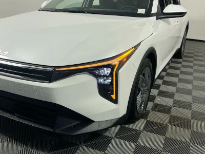 2026 Kia K4 — photo 10 view