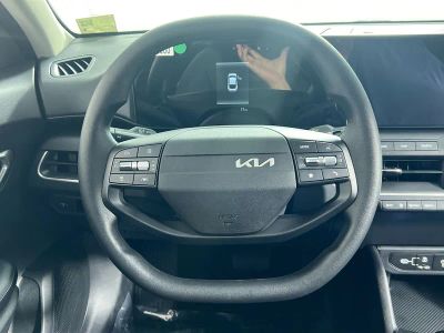2026 Kia K4 — photo 16 view