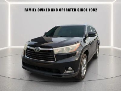 2016 Toyota Highlander — side profile view