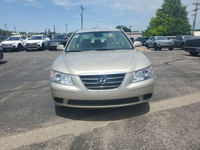 2009 Hyundai Sonata - Photo 2
