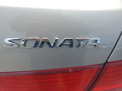 2009 Hyundai Sonata - Photo 9