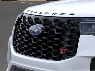 2026 Ford Explorer — photo 30 view