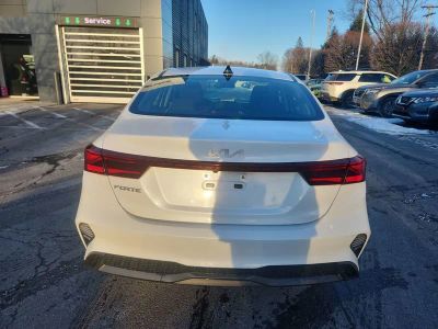 2023 Kia Forte LXS - Photo 6