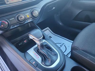 2023 Kia Forte LXS - Photo 42