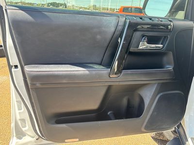 2020 Toyota 4Runner - Photo 5