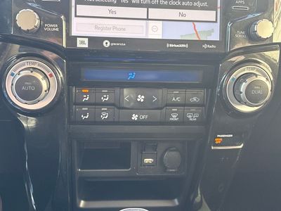2020 Toyota 4Runner - Photo 12