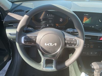 2026 Kia K5 — photo 19 view