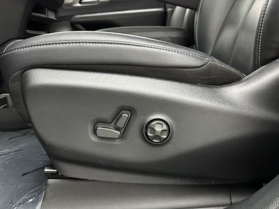 2025 Chrysler Pacifica - Photo 13