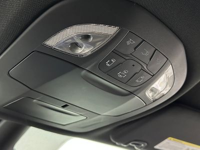 2025 Chrysler Pacifica - Photo 22