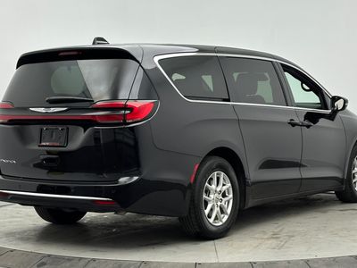 2025 Chrysler Pacifica - Photo 7