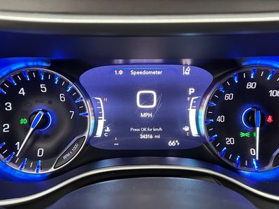 2025 Chrysler Pacifica - Photo 14