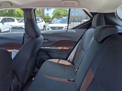 2022 Nissan Kicks — photo 14 view